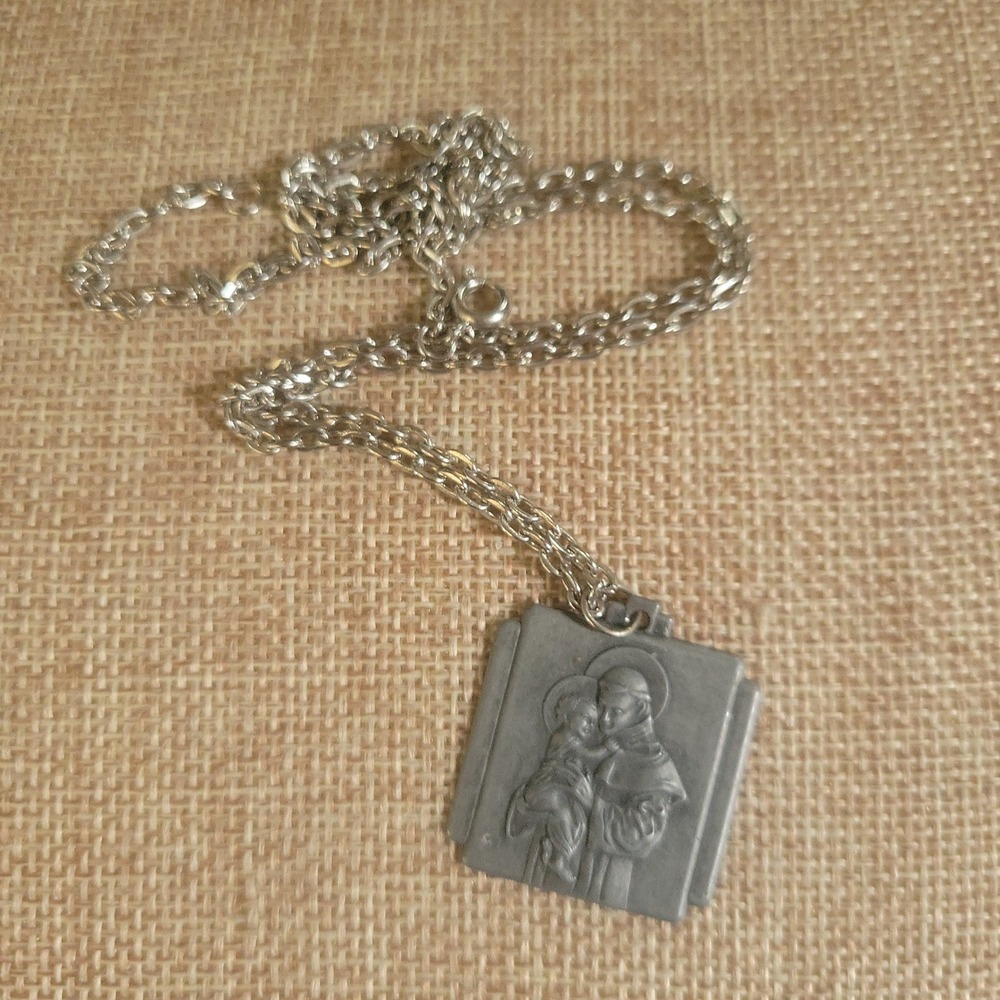 Vintage Saint Anthony and Child Jesus Pewter Tone Medal Pendant Necklace 24 In